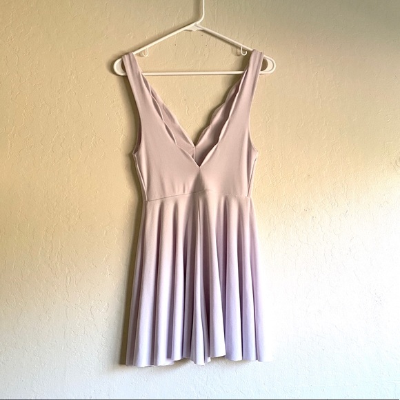 Urban Outfitters blush pink romper - Picture 4 of 5